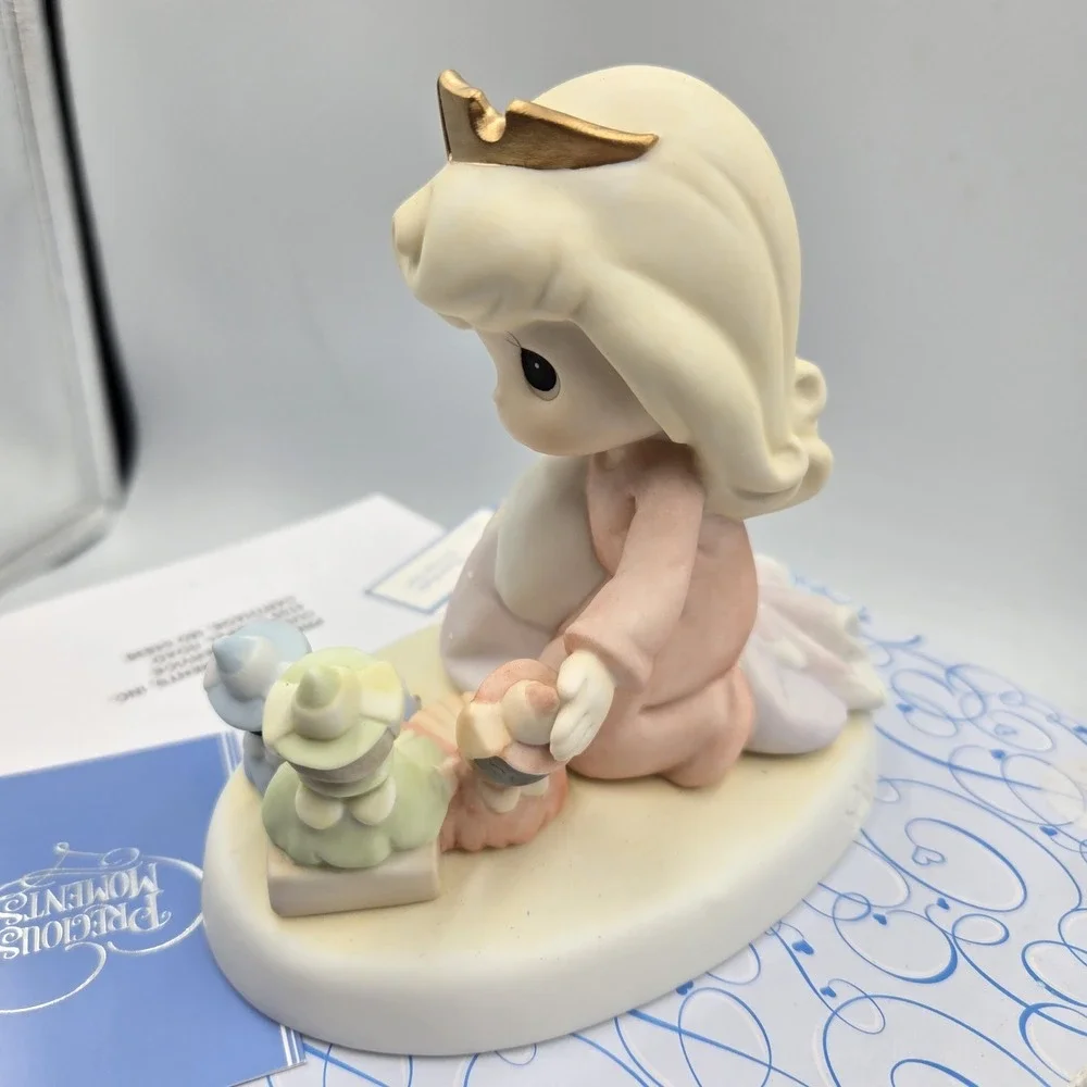 Precious Moments mint box